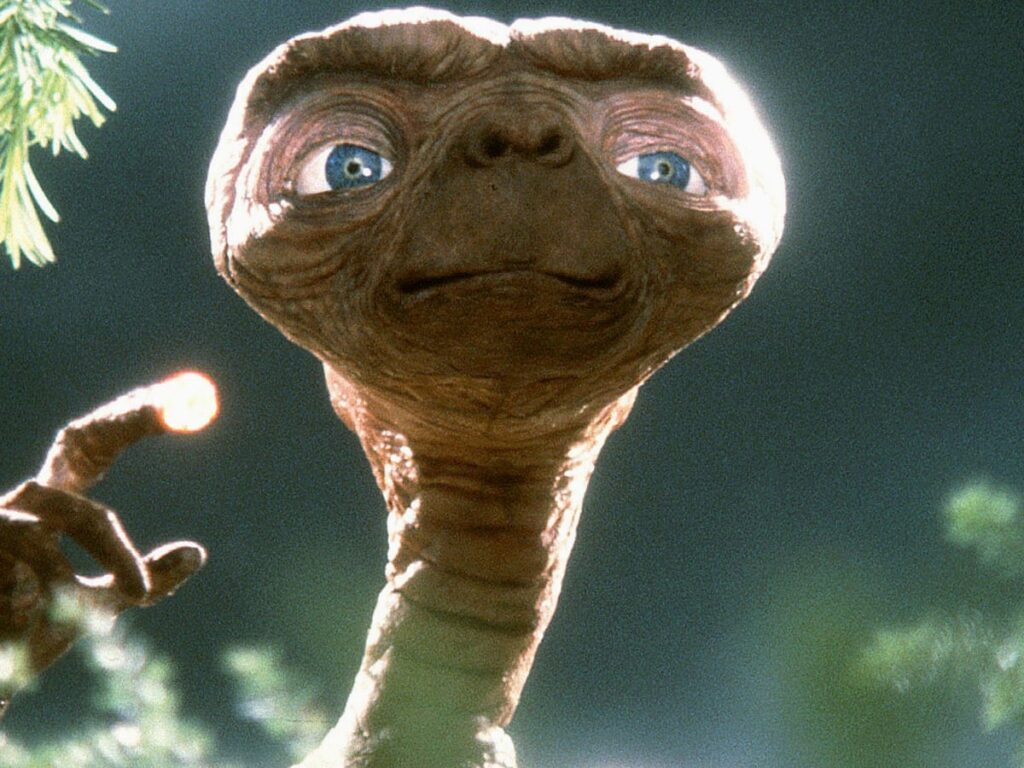 E.T. (Steven Spielberg)